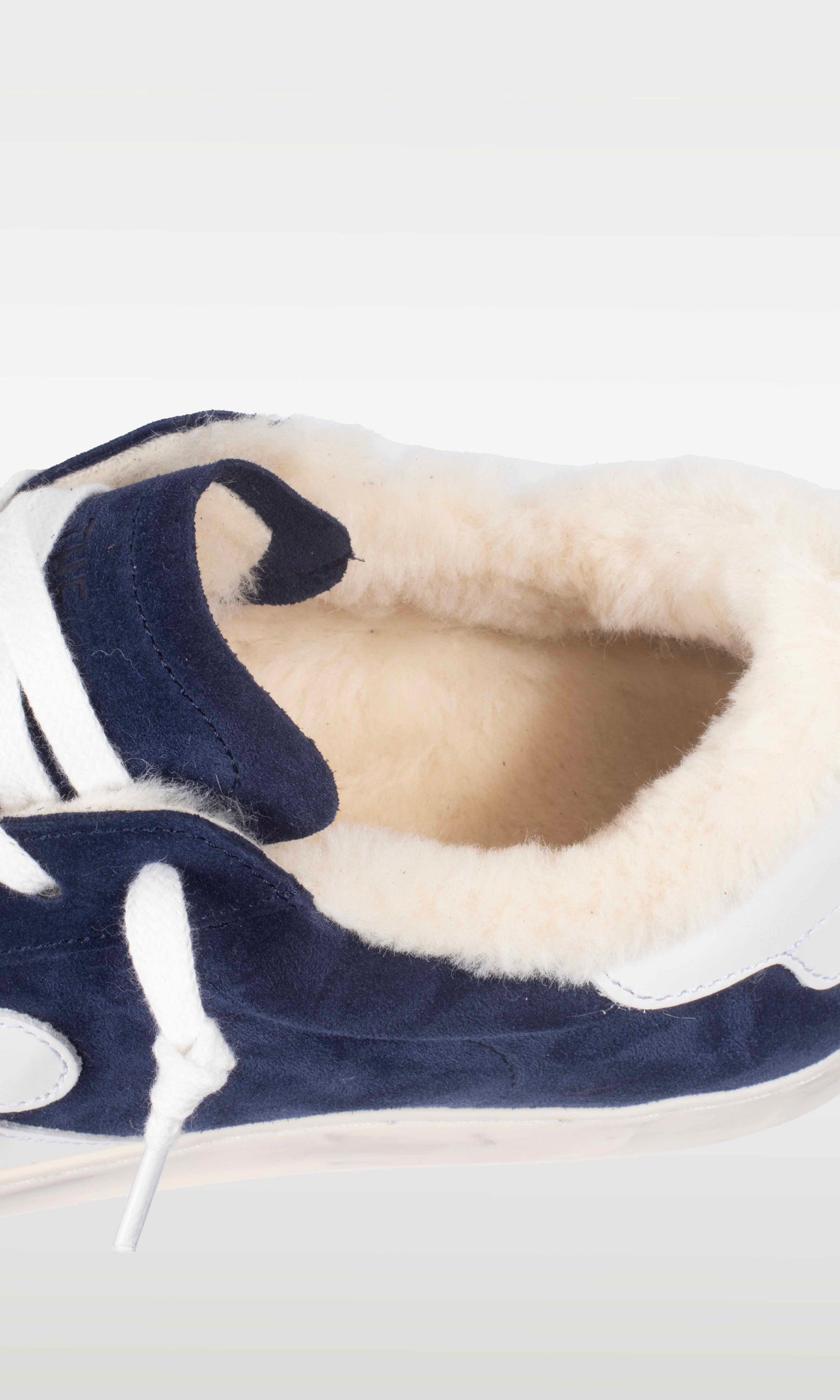 Distressed Winter Sneaker: Moritz - DARK BLUE