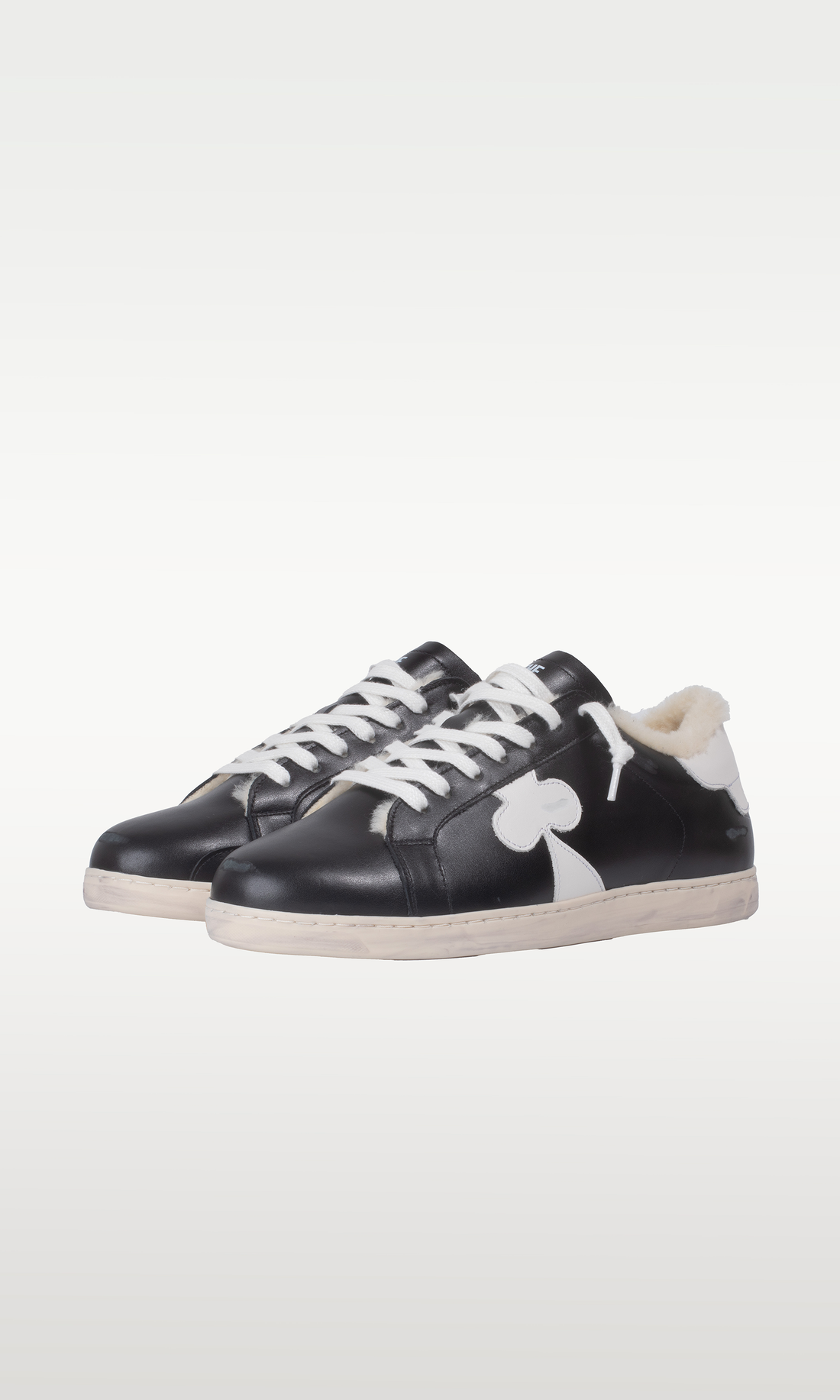 Distressed Winter Sneaker: Moritz - BLACK AND WHITE