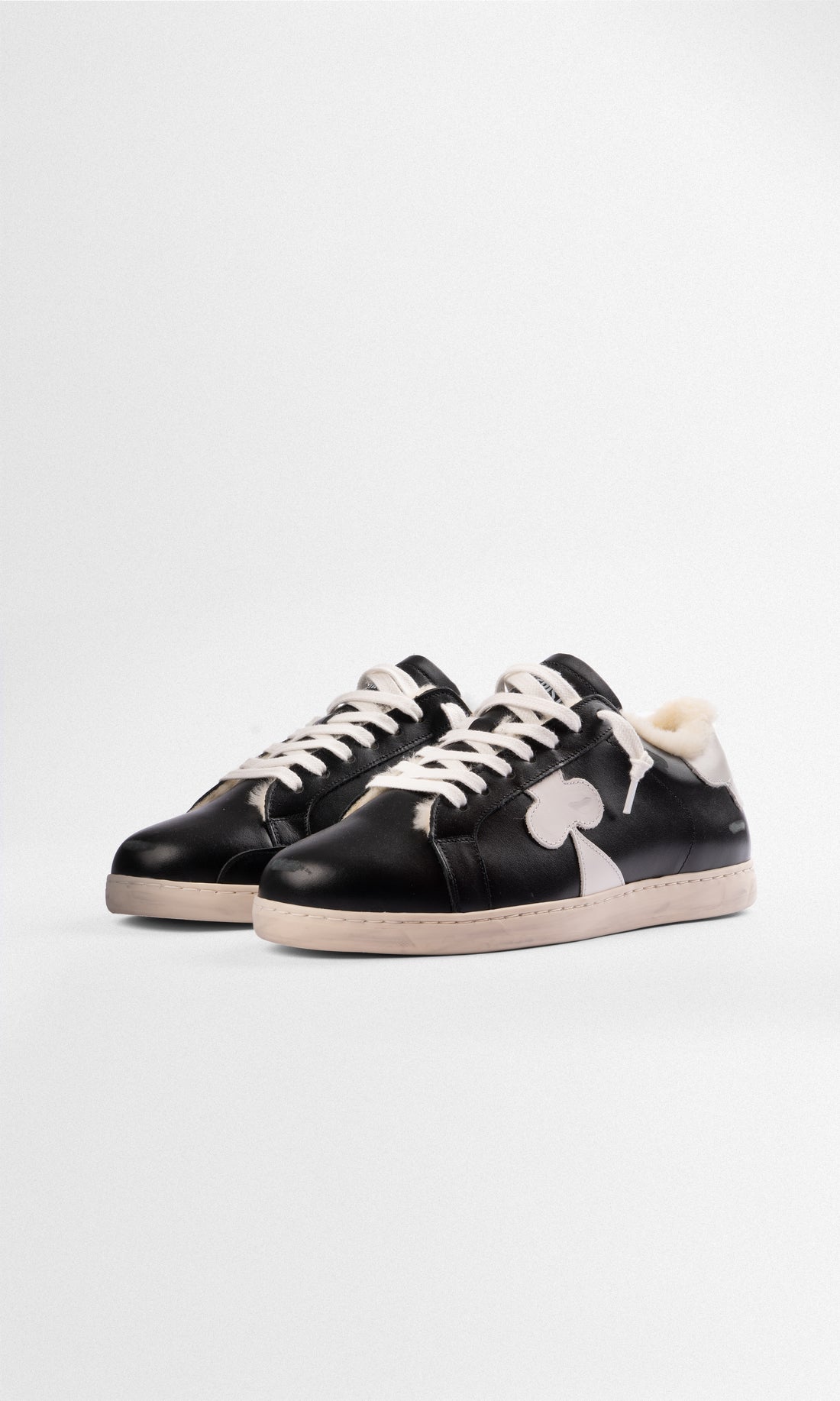 Moritz - BLACK AND WHITE