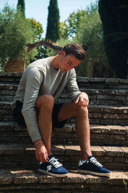 Distressed Leather Sneaker: Geneva - DARK BLUE