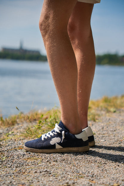 Distressed Leather Sneaker: Geneva - DARK BLUE